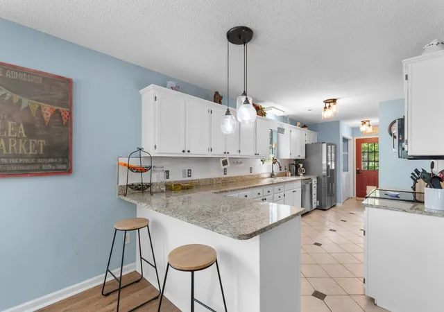 Photo 3 of Single family home for sale at 114 N Oak St, Surfside Beach, SC 29575 | MLS# 2610173 | Listing updated on 2026-06-17