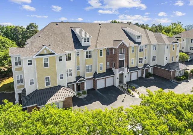 2nd image of 6203 Catalina Dr, North Myrtle Beach, SC 29582