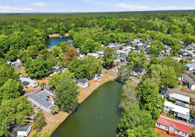 Homes for sale in Murrells Inlet, SC | 87 Beacon Ct, Murrells Inlet, SC 29576 | MLS# 2610229