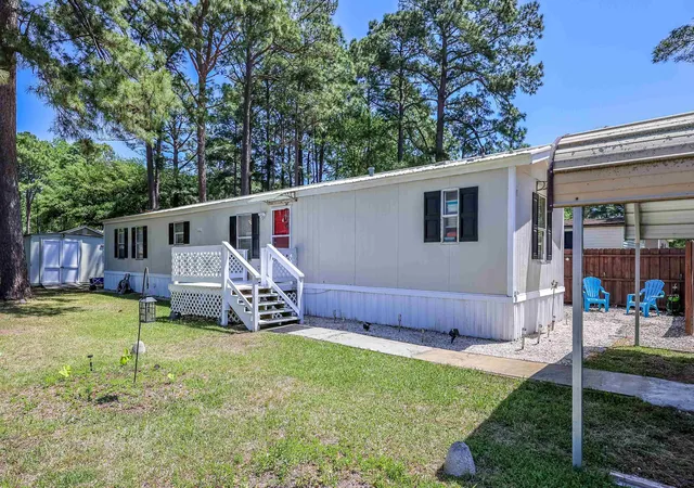 1st image of 11 Spinnaker Ln, Murrells Inlet, SC 29576 | MLS# 2610288