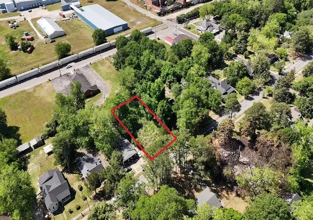 Homes for sale in Mullins, SC | 316 E Wine St, Mullins, SC 29574 | MLS# 2610353