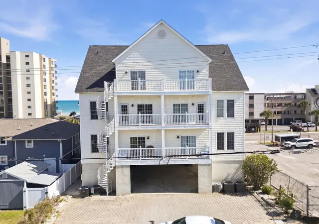 Photo 3 of Mansion for sale at 2506 S Ocean Blvd, North Myrtle Beach, SC 29582 | MLS# 2610456 | Listing updated on 2026-04-23