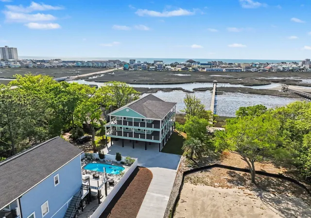Photo 3 of Single family home for sale at 600 Elizabeth Dr, Murrells Inlet, SC 29576 | MLS# 2610642 | Listing updated on 2026-08-01