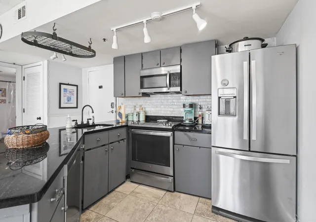 Photo 4 of Condo for sale at 1605 S Ocean Blvd #912, Myrtle Beach, SC 29577 | MLS# 2610643 | Listing updated on 2026-09-29