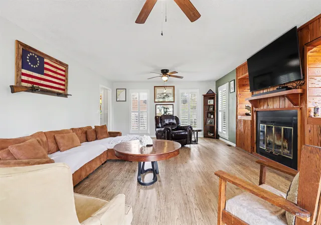 3rd image of 40 Pine Grove Ln, Georgetown, SC 29440 | MLS# 2610653