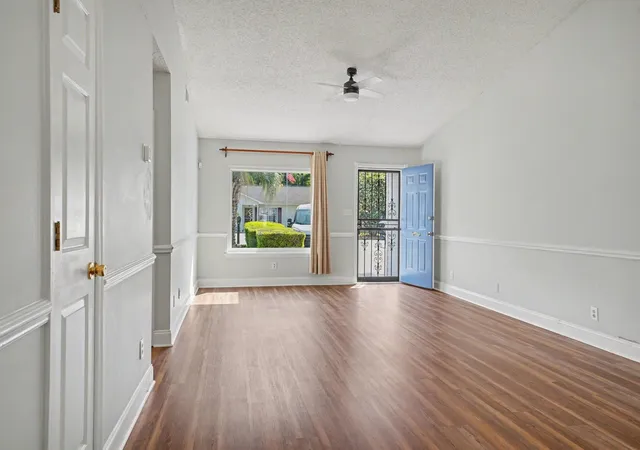 3rd image of 2807 Temperance Dr, Myrtle Beach, SC 29577 | MLS# 2610827