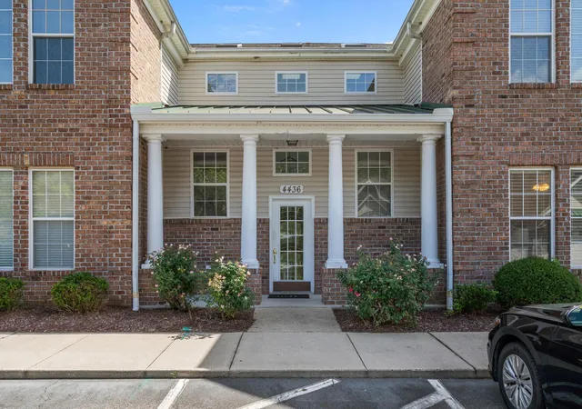 Homes for sale in Murrells Inlet, SC | 4436 Lady Banks Ln, Murrells Inlet, SC 29576 | Houzeo