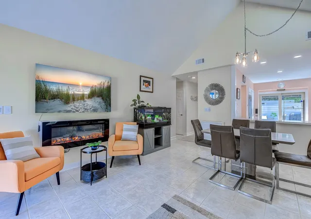 Photo 4 of Condo for sale at 460 Ocean Crk Dr #17, Myrtle Beach, SC 29572 | MLS# 2610882 | Listing updated on 2026-08-24