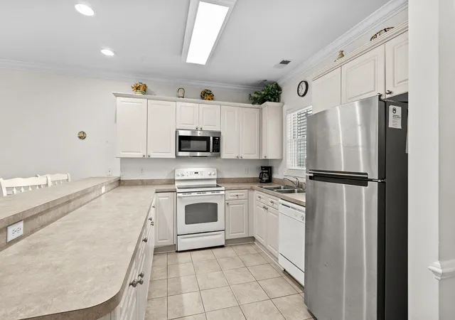 Listing Photo 5 - Condo for sale in building located at 4878 Luster Leaf Cir, Myrtle Beach, SC 29577 - Unit #103