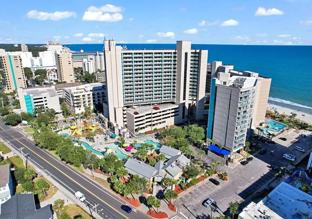 Listing Photo 3 - Condo for sale in building located at 202 74Th Ave N, Myrtle Beach, SC 29572 - Unit #847/848