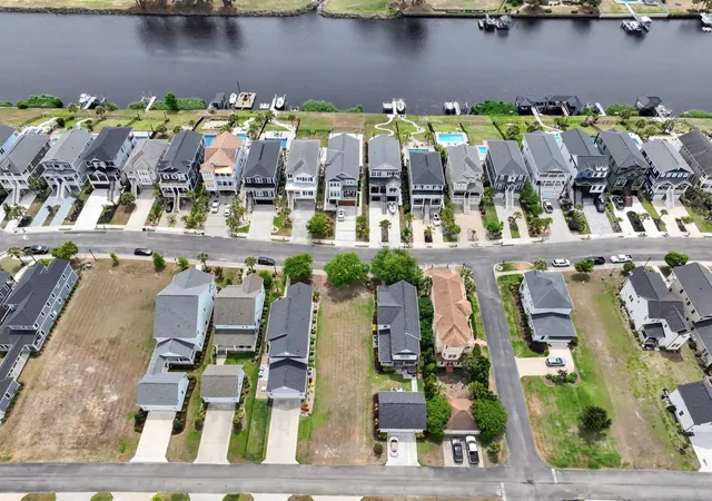Photo 2 of Sale Pending at 263 W Palms Dr, Myrtle Beach, SC 29579 | MLS# 2611113 | Listing updated on 2026-10-05