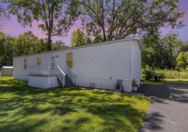 Photo 2 of Manufactured home for sale at 1105 Highway 15, Myrtle Beach, SC 29577 | MLS# 2611177 | Listing updated on 2026-08-26