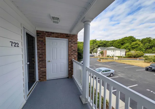 Listing Photo 4 - Condo for sale in building located at 195 Egret Run Ln, Pawleys Island, SC 29585 - Unit #722
