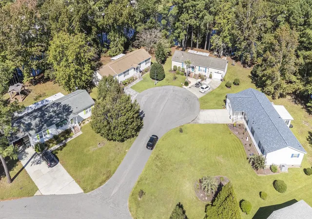 Photo 3 of Manufactured home for sale at 4441 Manitook Dr, Little River, SC 29566 | MLS# 2611249 | Listing updated on 2026-05-01