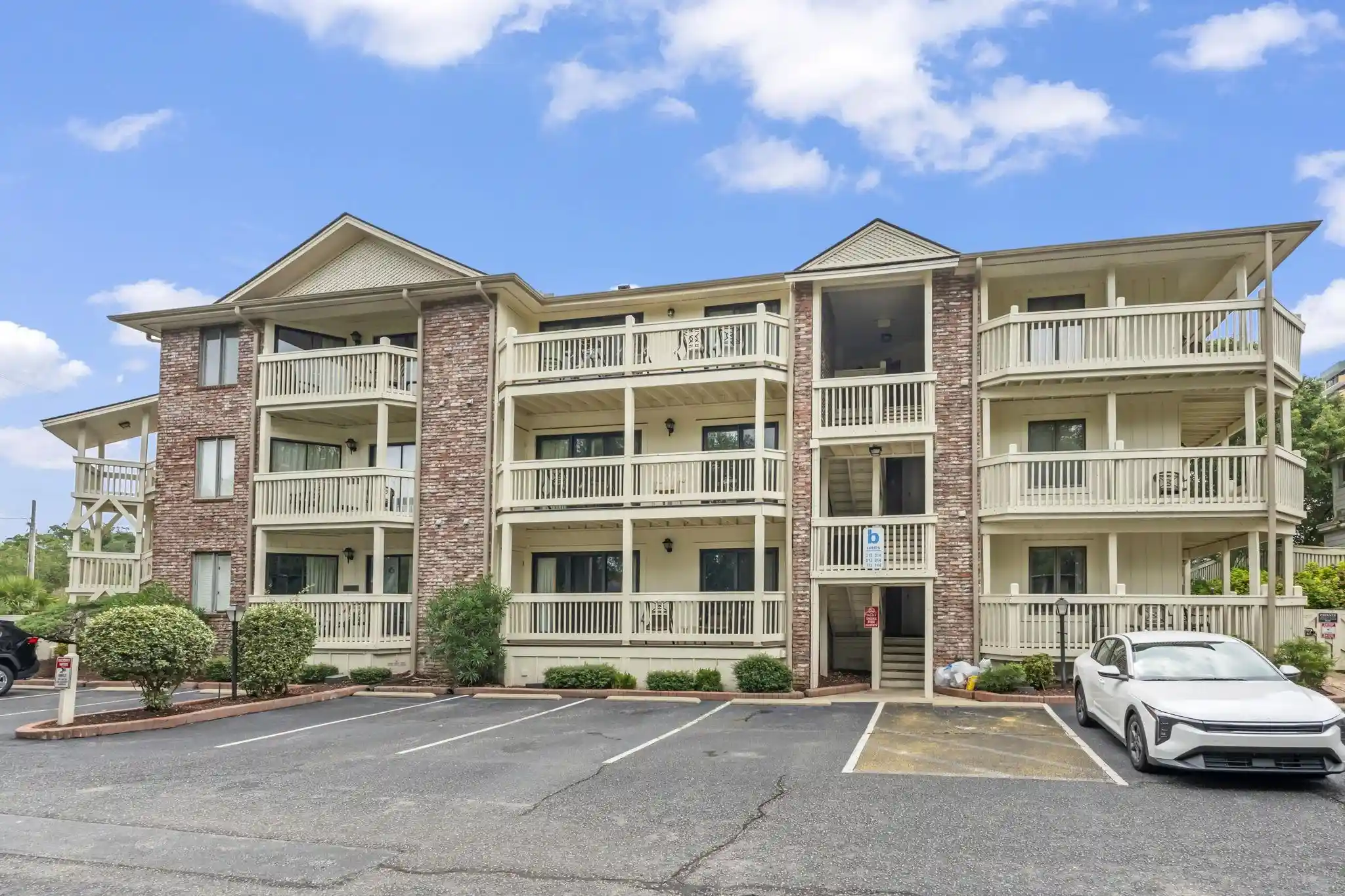 2805 N Ocean Blvd, 2805 N Ocean Blvd, Myrtle Beach, SC 29577