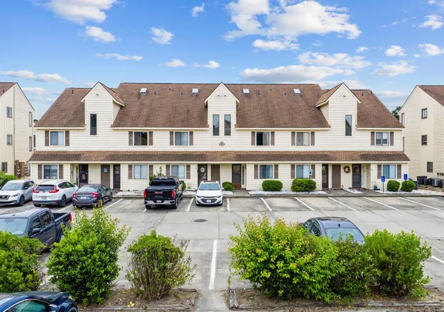 Photo 1 of Condo for sale at 510 Fairwood Lakes Ln #11-I, Myrtle Beach, SC 29588 | MLS# 2611282 | Listing updated on 2026-07-27