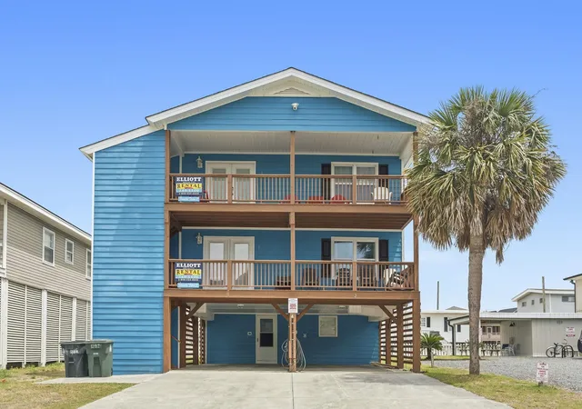 2nd image of 206 30th Ave N, North Myrtle Beach, SC 29582 | MLS# 2611310