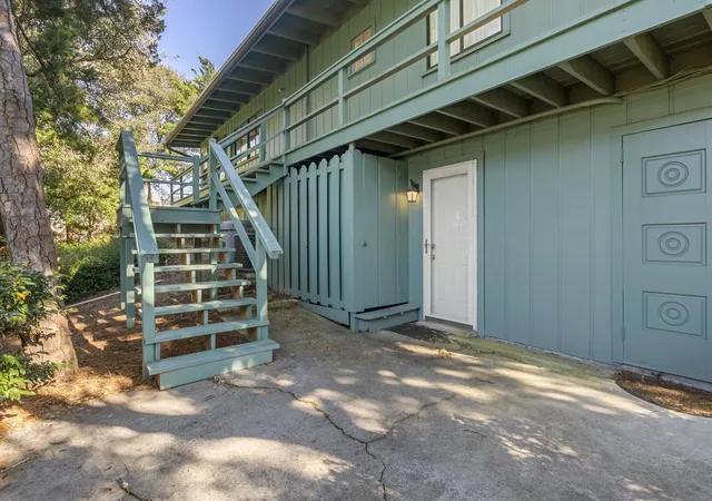 Photo 3 of Single family home for sale at 1000 Strand Ave, North Myrtle Beach, SC 29582 | MLS# 2611353 | Listing updated on 2026-10-01