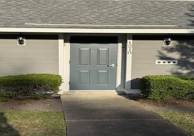 Photo 3 of Condo for sale at 1210 Benna Dr #B, Myrtle Beach, SC 29577 | MLS# 2611402 | Listing updated on 2026-09-30