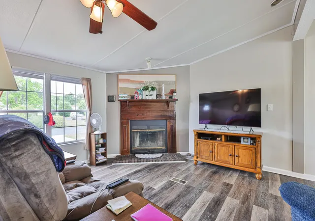 Photo 3 of Manufactured home for sale at 9406 Green Wing Dr, Murrells Inlet, SC 29576 | MLS# 2611442 | Listing updated on 2026-05-28