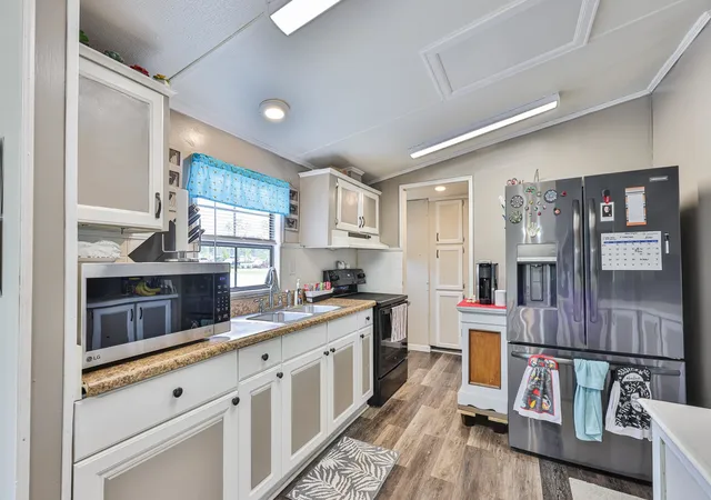 Photo 4 of Manufactured home for sale at 9406 Green Wing Dr, Murrells Inlet, SC 29576 | MLS# 2611442 | Listing updated on 2026-05-28