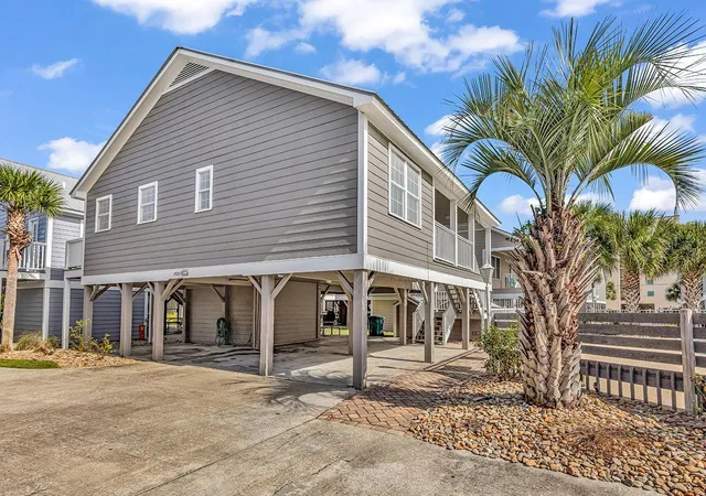 Homes for sale in Garden City Beach, SC | 1521 N Waccamaw Dr, Garden City Beach, SC 29576 | MLS# 2611448