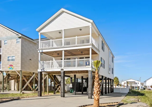 Photo 1 of Single family home for sale at 217 S Waccamaw Ave, Murrells Inlet, SC 29576 | MLS# 2611487 | Listing updated on 2026-09-29