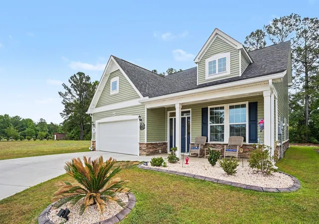 Photo 3 of Single family home for sale at 2449 Campton Loop, Conway, SC 29527 | MLS# 2611500 | Listing updated on 2026-10-06