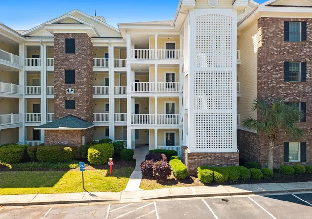 Listing Photo 2 - Condo for sale in building located at 4861 Luster Leaf Cir, Myrtle Beach, SC 29577 - Unit #204