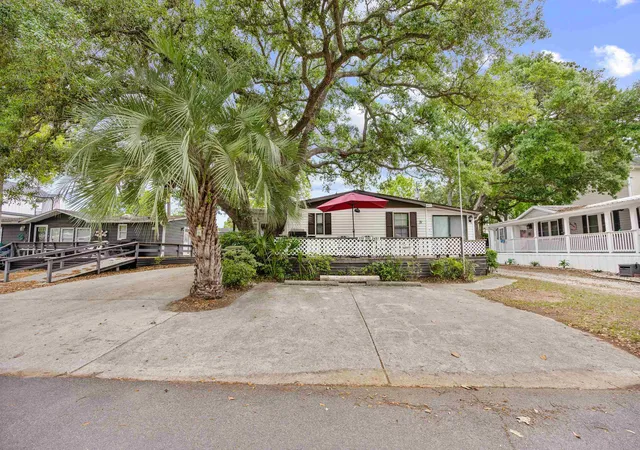 Photo 3 of Manufactured home for sale at 6001 Mh 71 S Kings Hwy, Myrtle Beach, SC 29575 | MLS# 2611652 | Listing updated on 2026-07-17