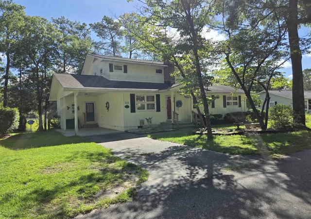 Photo 2 of Single family home for sale at 2240 Jackson Cir, Little River, SC 29566 | MLS# 2611735 | Listing updated on 2026-08-24