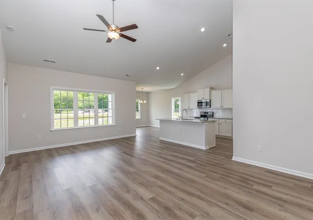 Photo 2 of Sale Pending at 924 Woodside Dr, Conway, SC 29526 | MLS# 2611794 | Listing updated on 2026-07-10