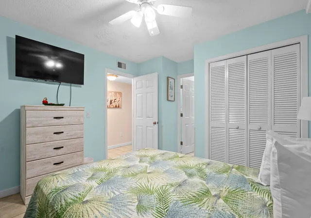 Homes for sale in Myrtle Beach, SC | 5905 S Kings Hwy, Myrtle Beach, SC 29575