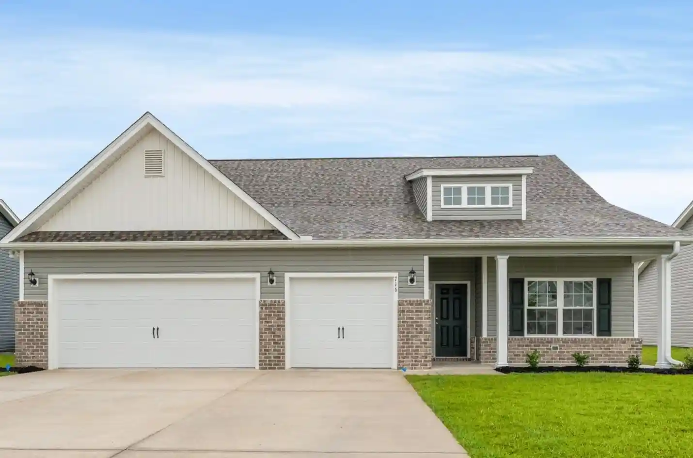 Photo 1 of Single family home for sale at 72 Cove Ln, Georgetown, SC 29440 | MLS# 2611833 | Listing updated on 2026-10-20