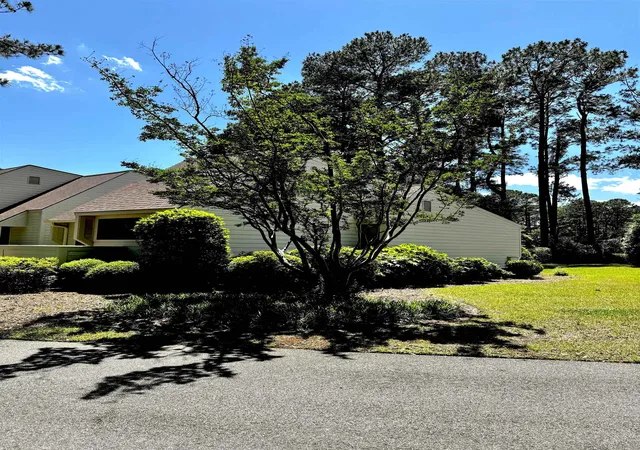 Listing Photo 4 - Condo for sale in building located at 194 Tall Pines Wy, Pawleys Island, SC 29585 - Unit #6-21
