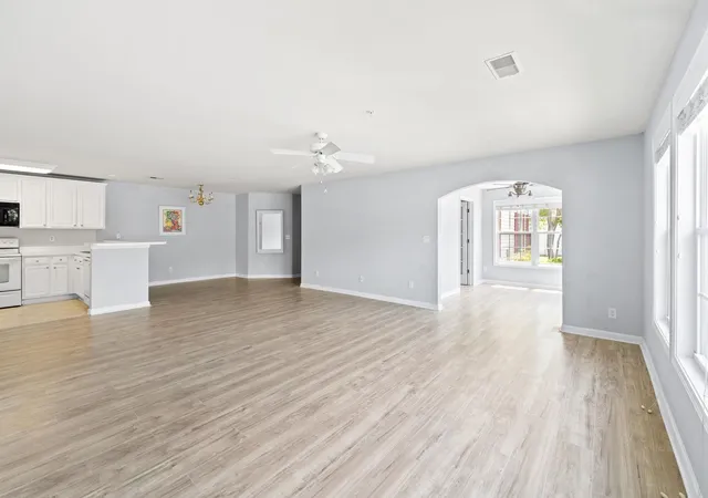 Listing Photo 5 - Condo for sale in building located at 120 Veranda Wy, Murrells Inlet, SC 29576 - Unit #B