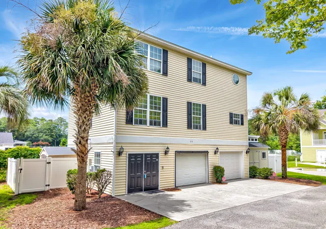 1st image of 612 Woodland Dr, Murrells Inlet, SC 29576 | MLS# 2611965