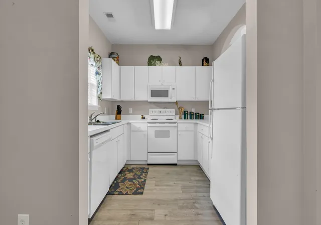 3rd image of 5825 Catalina Dr #523, North Myrtle Beach, SC 29582 | MLS# 2611993
