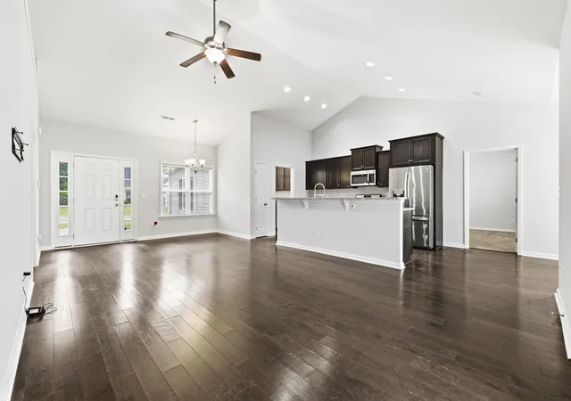 Photo 4 of Single family home for sale at 309 Barony Dr, Conway, SC 29526 | MLS# 2612046 | Listing updated on 2026-08-24