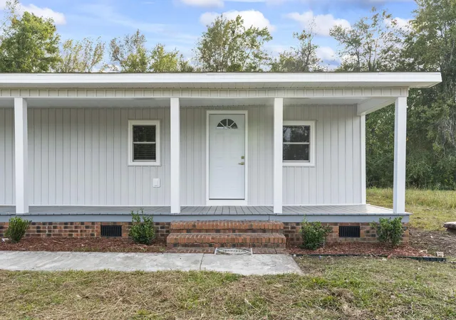 Photo 3 of Sale Pending at 870 Hwy 9 Business E, Loris, SC 29569 | MLS# 2612108 | Listing updated on 2026-08-27