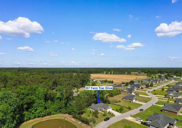 Photo 2 of Single family home for sale at 357 Farm Trac Dr, Galivants Ferry, SC 29544 | MLS# 2612114 | Listing updated on 2026-09-01