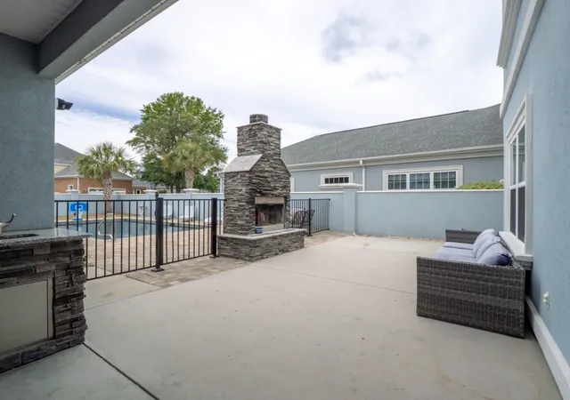 Photo 4 of Single family home for sale at 925 Bluffview Dr, Myrtle Beach, SC 29579 | MLS# 2612179 | Listing updated on 2026-10-02