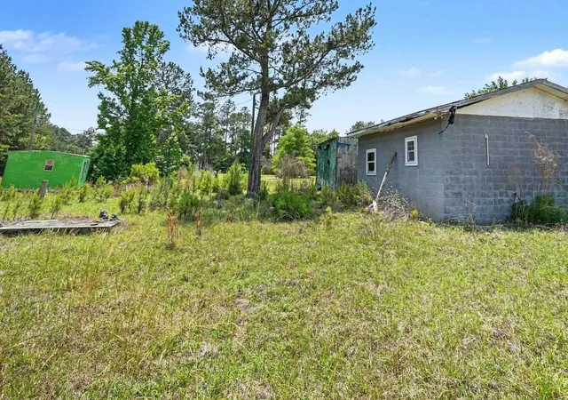 Photo 3 of Sale Pending at 8963 Ware Dr, Nichols, SC 29581 | MLS# 2612202 | Listing updated on 2026-07-17