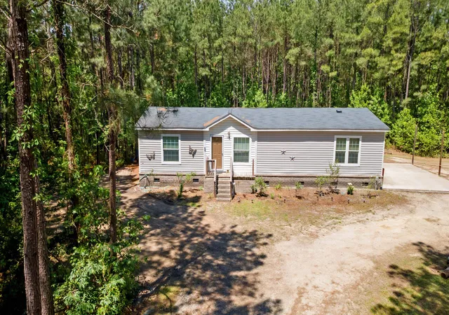 Photo 1 of Manufactured home for sale at 1209 Railroad Dr, Conway, SC 29527 | MLS# 2612265 | Listing updated on 2026-08-28