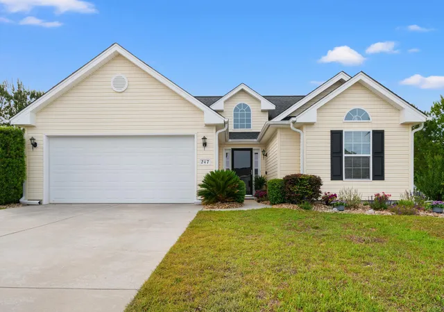 Photo 2 of Sale Pending at 247 Hickory Springs Ct, Conway, SC 29527 | MLS# 2612414 | Listing updated on 2026-09-21
