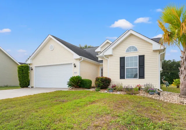 Photo 3 of Sale Pending at 247 Hickory Springs Ct, Conway, SC 29527 | MLS# 2612414 | Listing updated on 2026-09-21