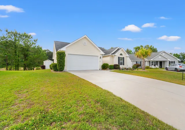 Photo 4 of Sale Pending at 247 Hickory Springs Ct, Conway, SC 29527 | MLS# 2612414 | Listing updated on 2026-09-21