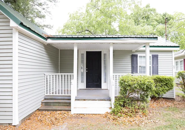 Homes for sale in Georgetown, SC | 901 Palm St, Georgetown, SC 29440 | MLS# 2612442