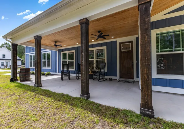 Photo 3 of Single family home for sale at 1945 Emery Rd, Loris, SC 29569 | MLS# 2612547 | Listing updated on 2026-09-17
