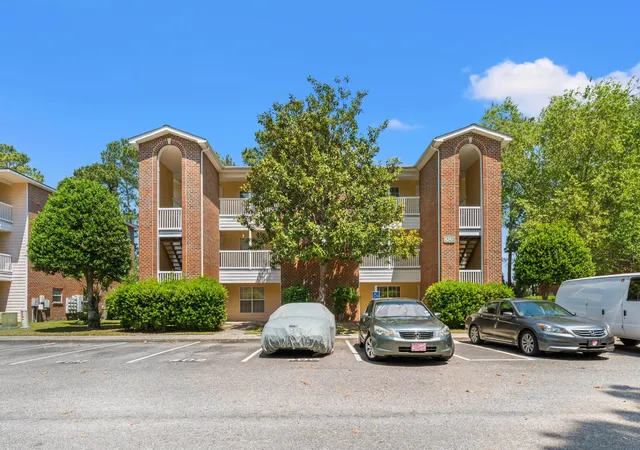 Photo 3 of Condo for sale at 4247 Villas Dr #402, Little River, SC 29566 | MLS# 2612561 | Listing updated on 2026-08-18